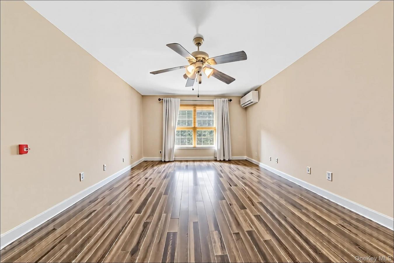 80th avenue, queens, 11385, United States, 3 Bedrooms Bedrooms, ,3 BathroomsBathrooms,Residential,For Sale,1945135