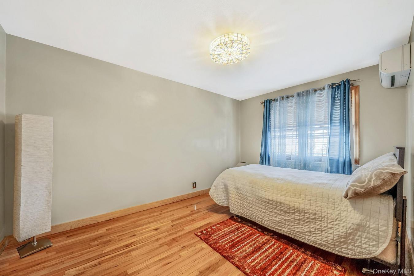 80th avenue, queens, 11385, United States, 3 Bedrooms Bedrooms, ,3 BathroomsBathrooms,Residential,For Sale,1945135