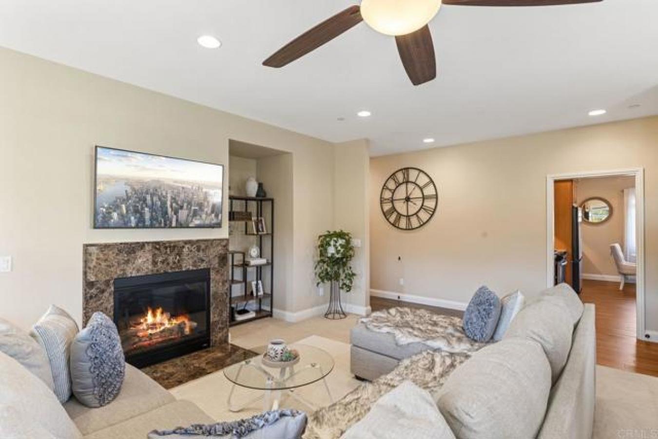 Escondido, San Diego, 92026, United States, 4 Bedrooms Bedrooms, ,3 BathroomsBathrooms,Residential,For Sale,1945134