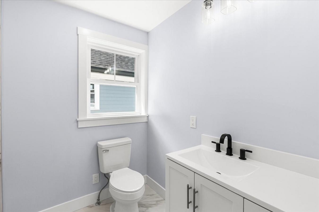 Boston, Suffolk, 02136, United States, 3 Bedrooms Bedrooms, ,2 BathroomsBathrooms,Residential,For Sale,1945131