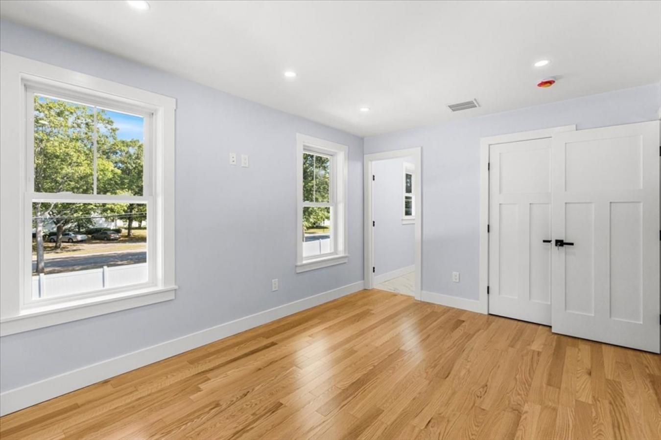 Boston, Suffolk, 02136, United States, 3 Bedrooms Bedrooms, ,2 BathroomsBathrooms,Residential,For Sale,1945130