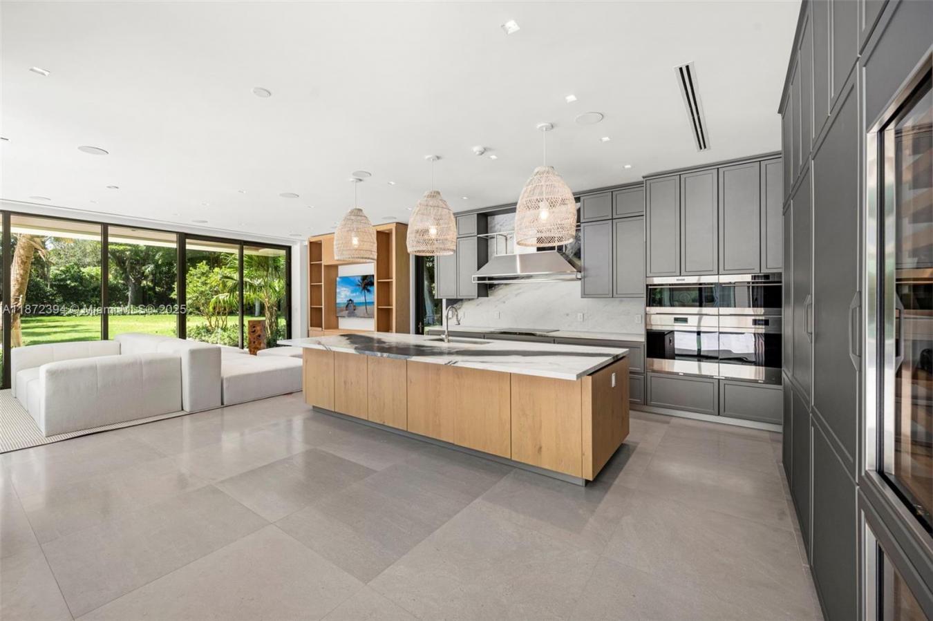 Coral Gables, Florida, 33156, United States, 7 Bedrooms Bedrooms, ,7 BathroomsBathrooms,Residential,For Sale,1945293