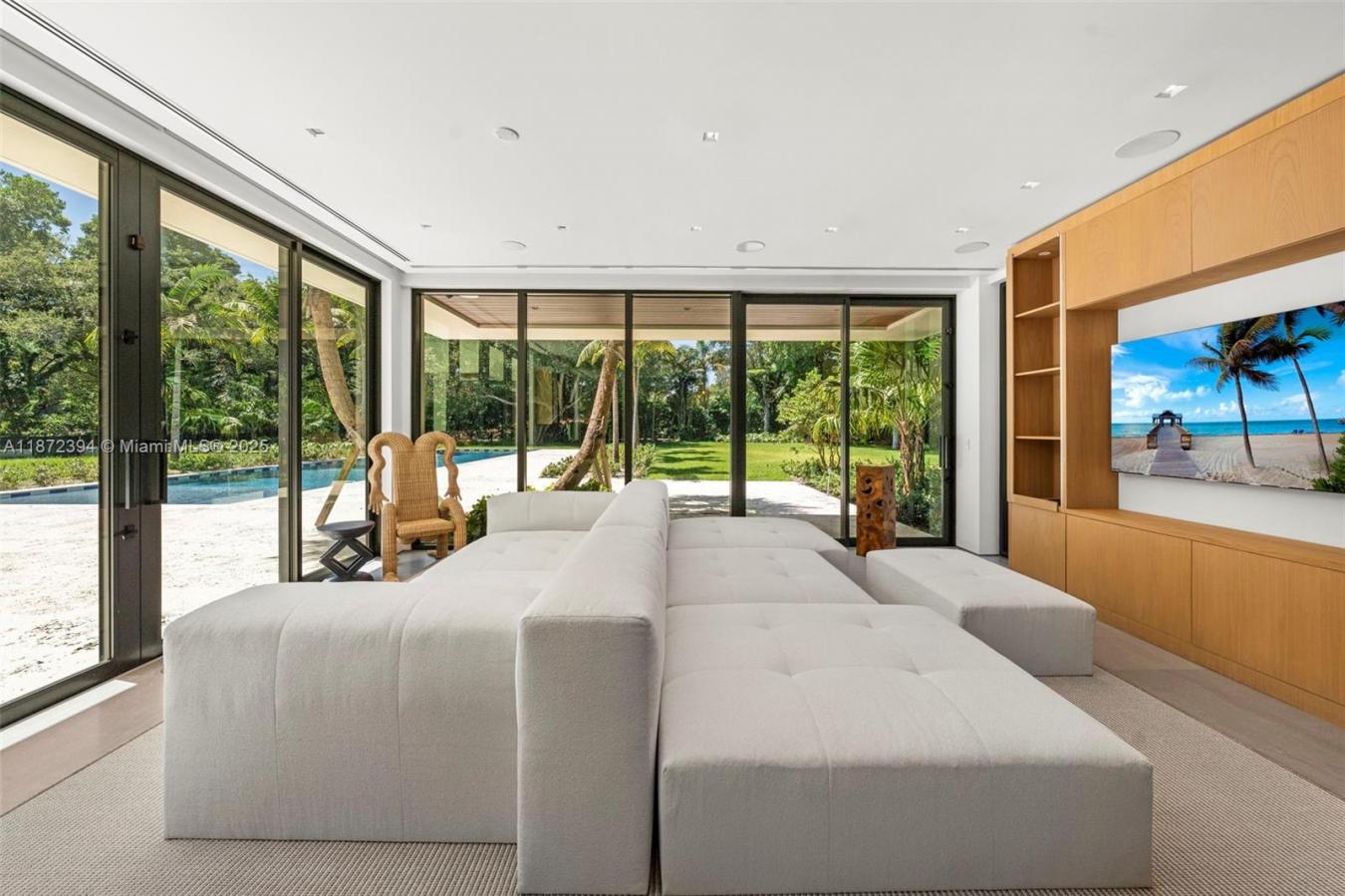 Coral Gables, Florida, 33156, United States, 7 Bedrooms Bedrooms, ,7 BathroomsBathrooms,Residential,For Sale,1945293