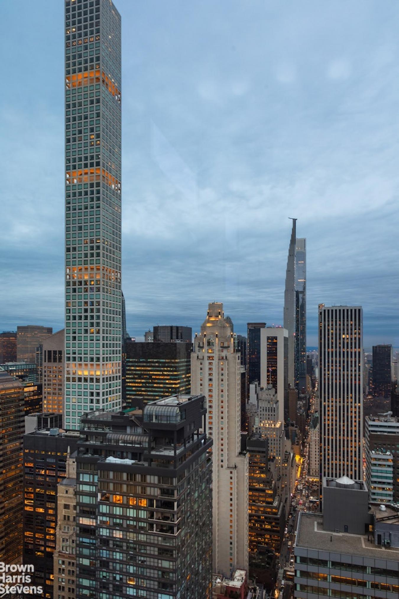 New York, New York, 10022, United States, 3 Bedrooms Bedrooms, ,3 BathroomsBathrooms,Residential,For Sale,1945125