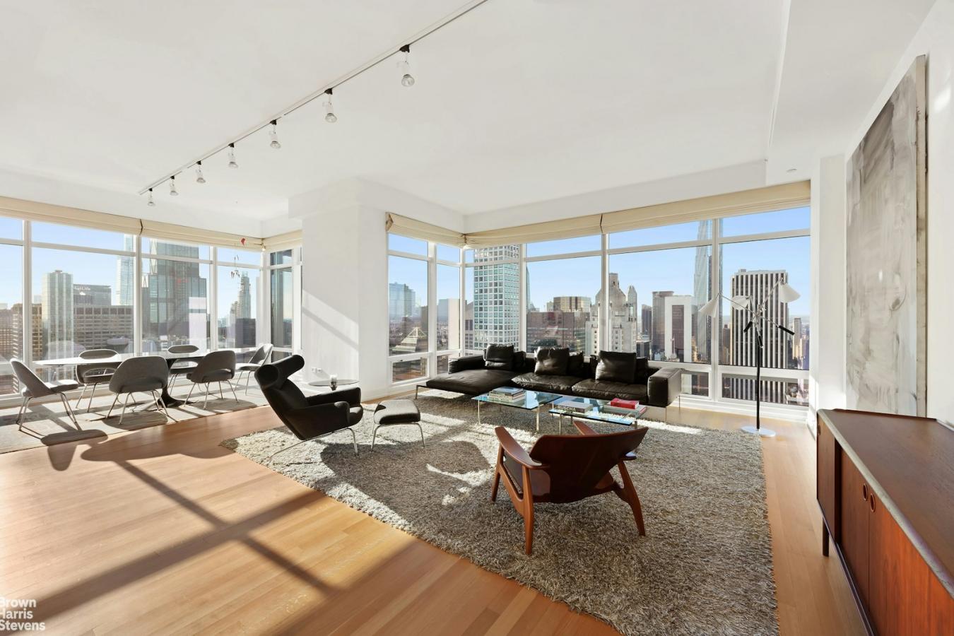New York, New York, 10022, United States, 3 Bedrooms Bedrooms, ,3 BathroomsBathrooms,Residential,For Sale,1945125