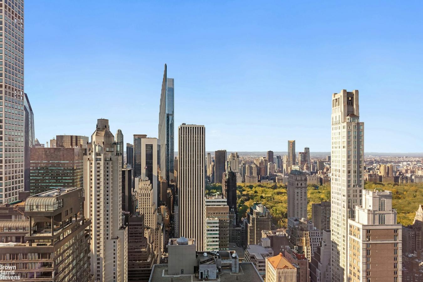 New York, New York, 10022, United States, 3 Bedrooms Bedrooms, ,3 BathroomsBathrooms,Residential,For Sale,1945125