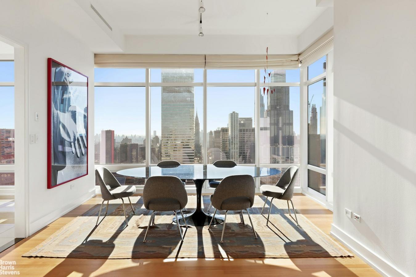 New York, New York, 10022, United States, 3 Bedrooms Bedrooms, ,3 BathroomsBathrooms,Residential,For Sale,1945125