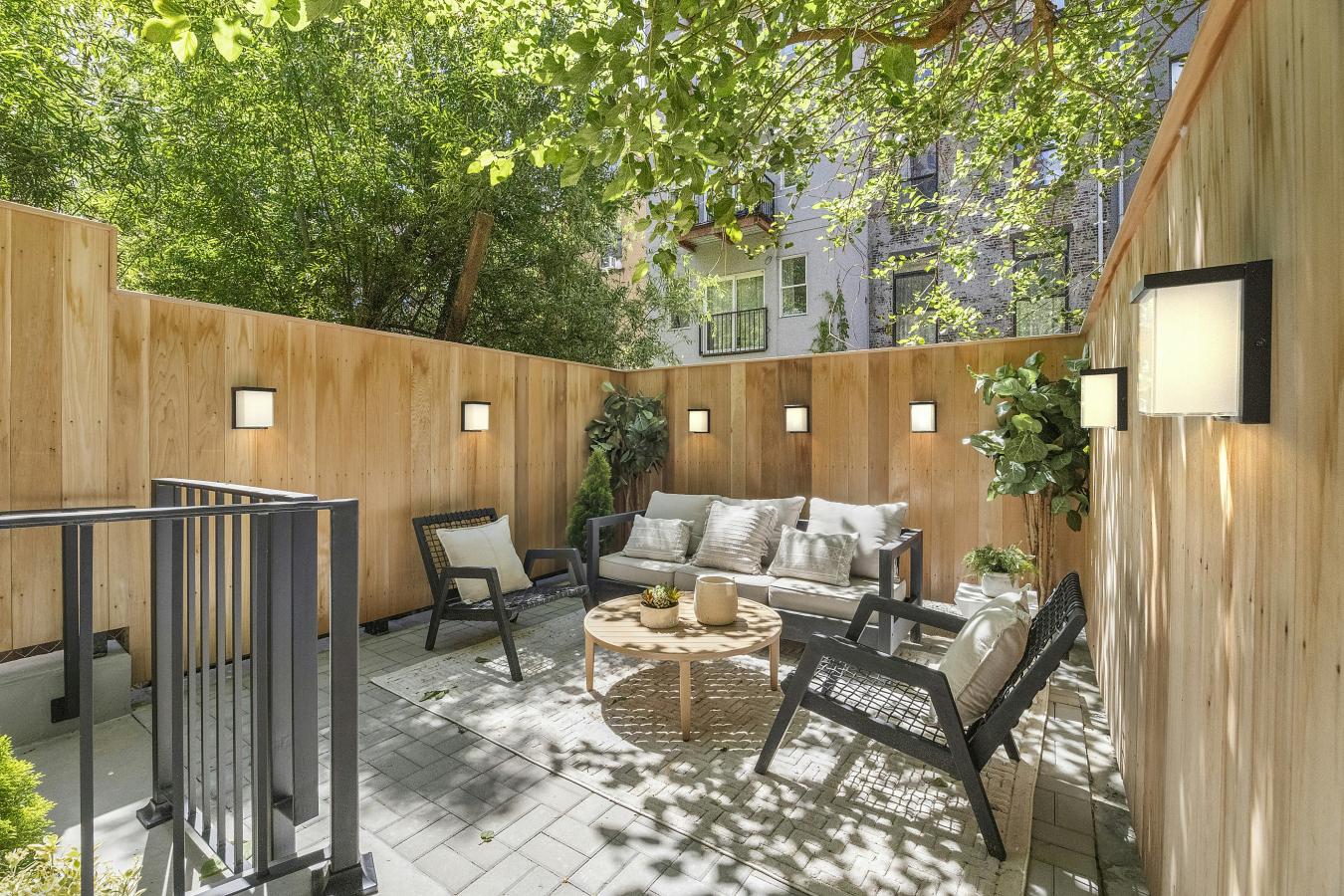 South Harlem, New York, 10027, United States, 4 Bedrooms Bedrooms, ,3 BathroomsBathrooms,Residential,For Sale,1992507