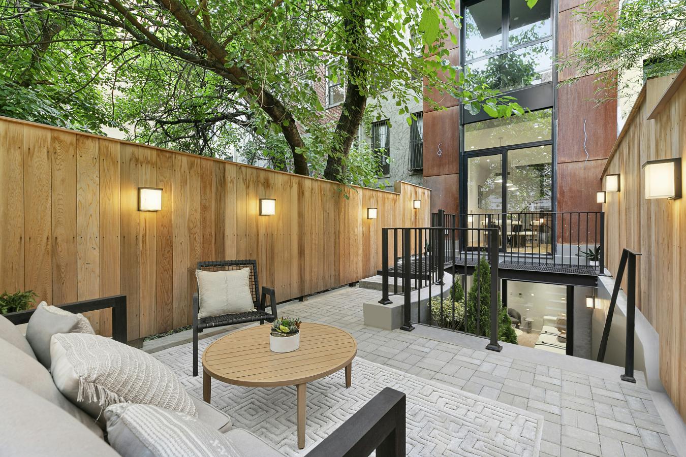 South Harlem, New York, 10027, United States, 4 Bedrooms Bedrooms, ,3 BathroomsBathrooms,Residential,For Sale,1992507