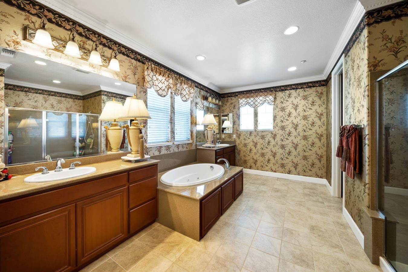 Brentwood, California, 94513, United States, 5 Bedrooms Bedrooms, ,3 BathroomsBathrooms,Residential,For Sale,1945292