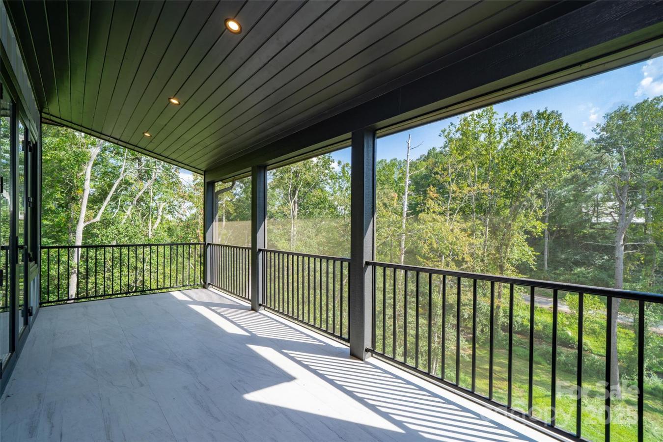 Arden, Buncombe, 28704, United States, 3 Bedrooms Bedrooms, ,2 BathroomsBathrooms,Residential,For Sale,1945291