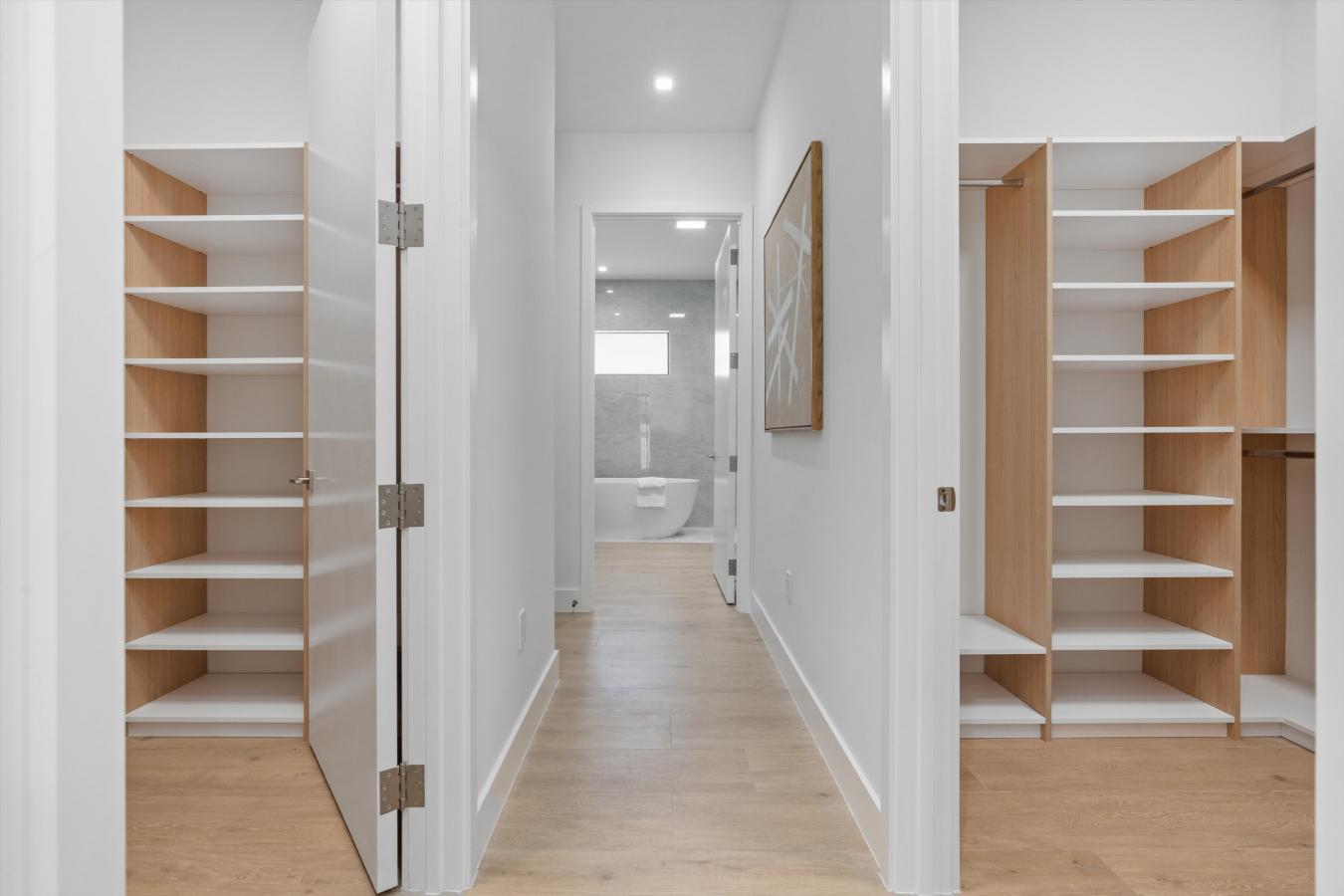 Miami, Miami-Dade, 33157, United States, 5 Bedrooms Bedrooms, ,4 BathroomsBathrooms,Residential,For Sale,1945106