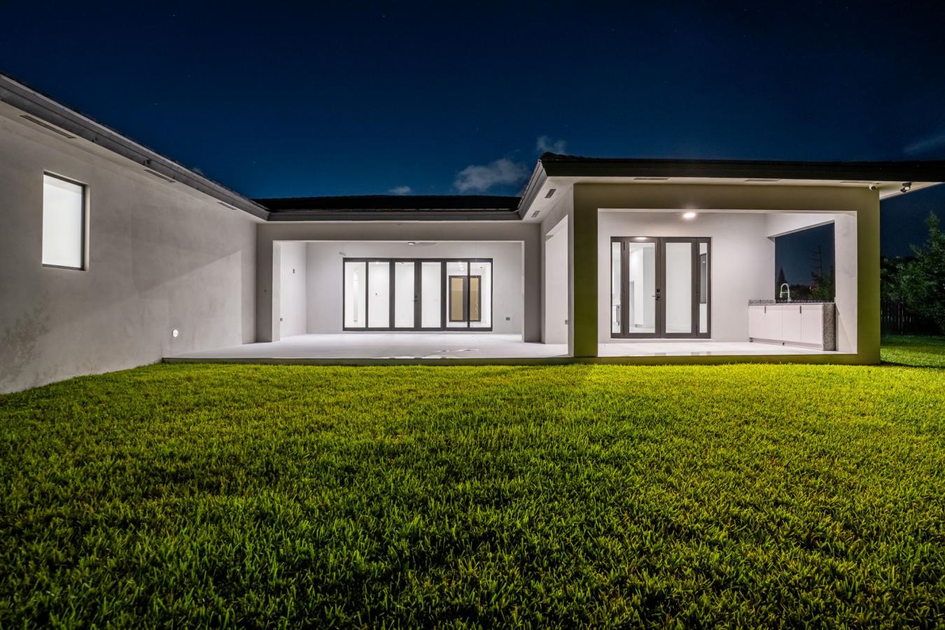 Cutler Bay, Miami-Dade, 33157, United States, 5 Bedrooms Bedrooms, ,3 BathroomsBathrooms,Residential,For Sale,1945287