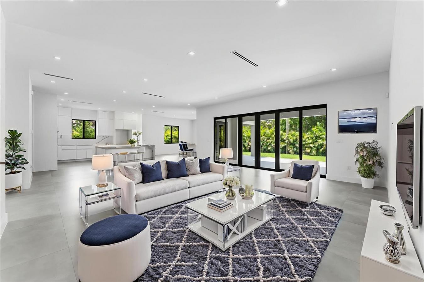 Cutler Bay, Miami-Dade, 33157, United States, 5 Bedrooms Bedrooms, ,3 BathroomsBathrooms,Residential,For Sale,1945287