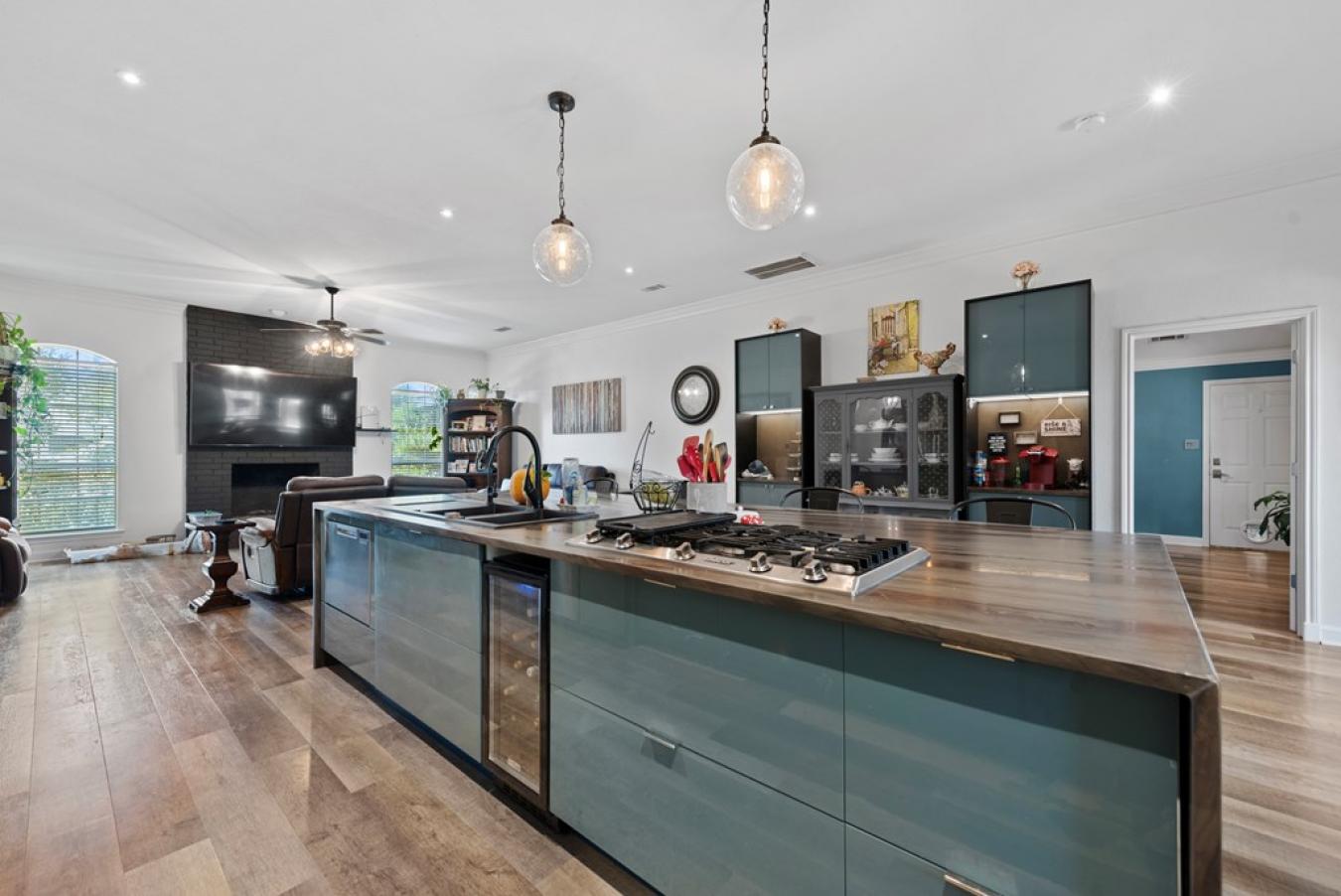 Midland, Midland, 79707, United States, 4 Bedrooms Bedrooms, ,3 BathroomsBathrooms,Residential,For Sale,1945286