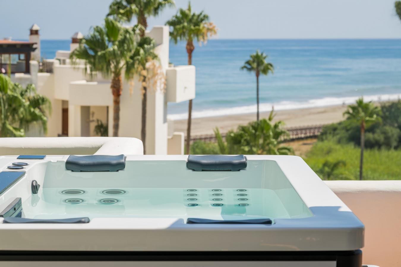 ESTEPONA, Málaga, 29689, Spain, 3 Bedrooms Bedrooms, ,2 BathroomsBathrooms,Residential,For Sale,1945421