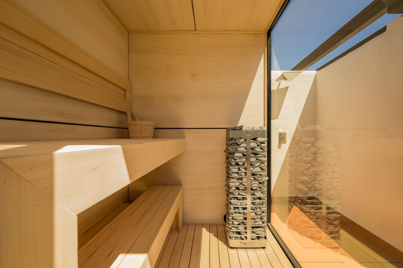 ESTEPONA, Málaga, 29689, Spain, 3 Bedrooms Bedrooms, ,2 BathroomsBathrooms,Residential,For Sale,1945421