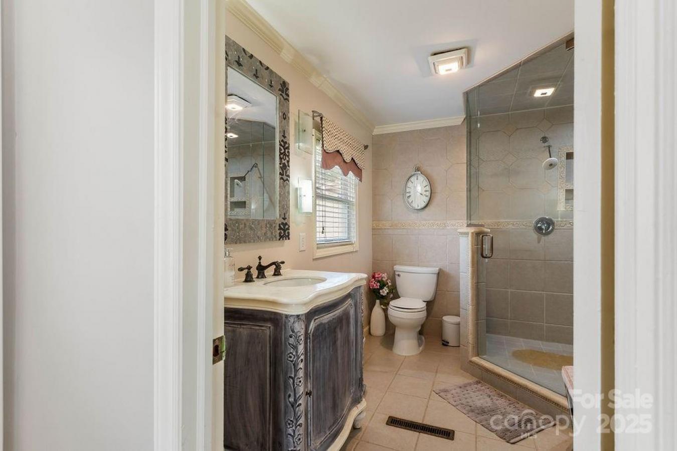 Hendersonville, Henderson, 28791, United States, 4 Bedrooms Bedrooms, ,3 BathroomsBathrooms,Residential,For Sale,1945417