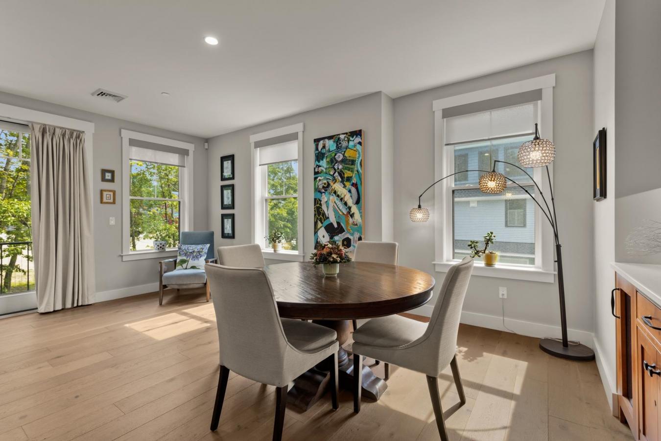 Dover, New Hampshire, 03820, United States, ,Residential,For Sale,1945416