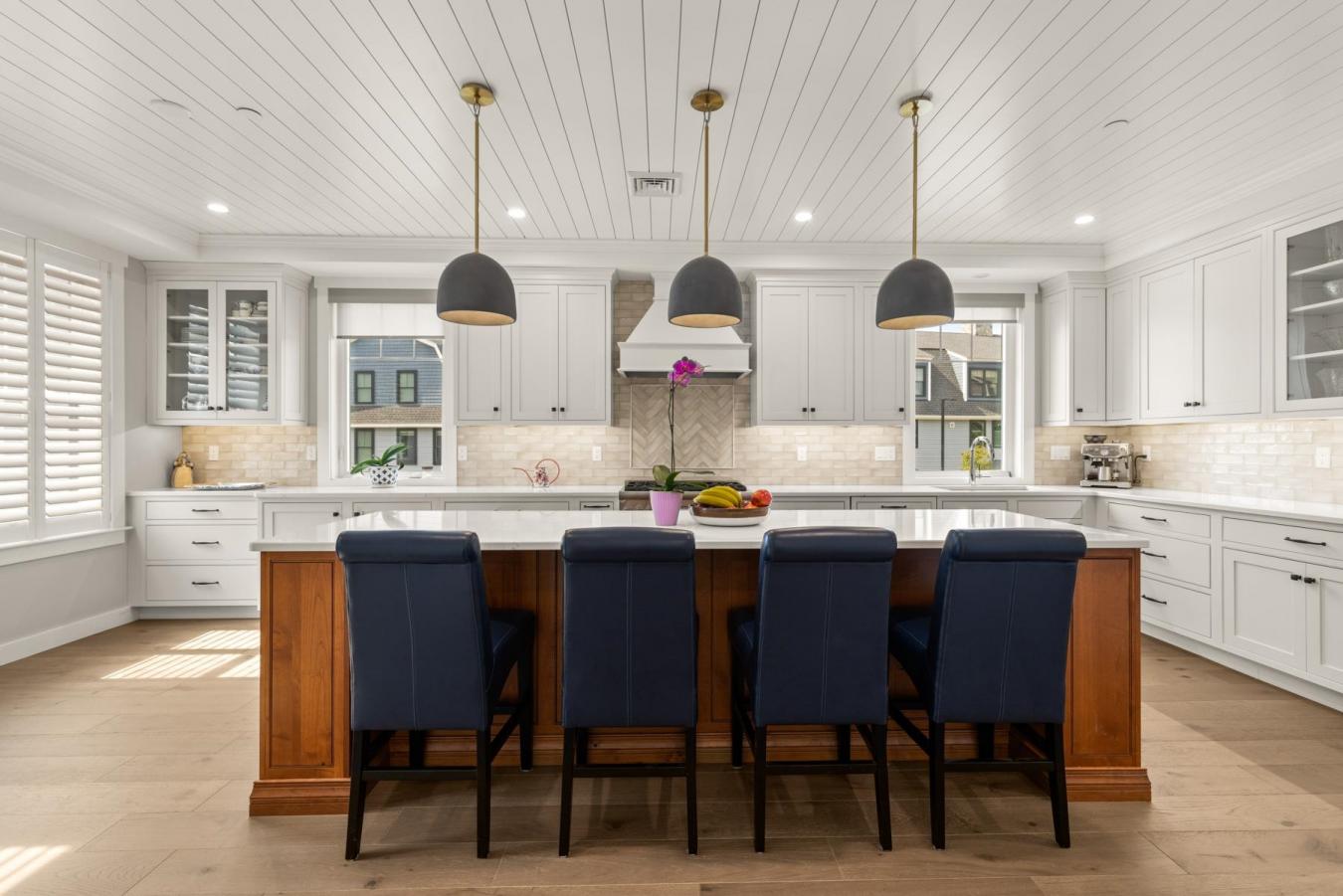 Dover, New Hampshire, 03820, United States, ,Residential,For Sale,1945416