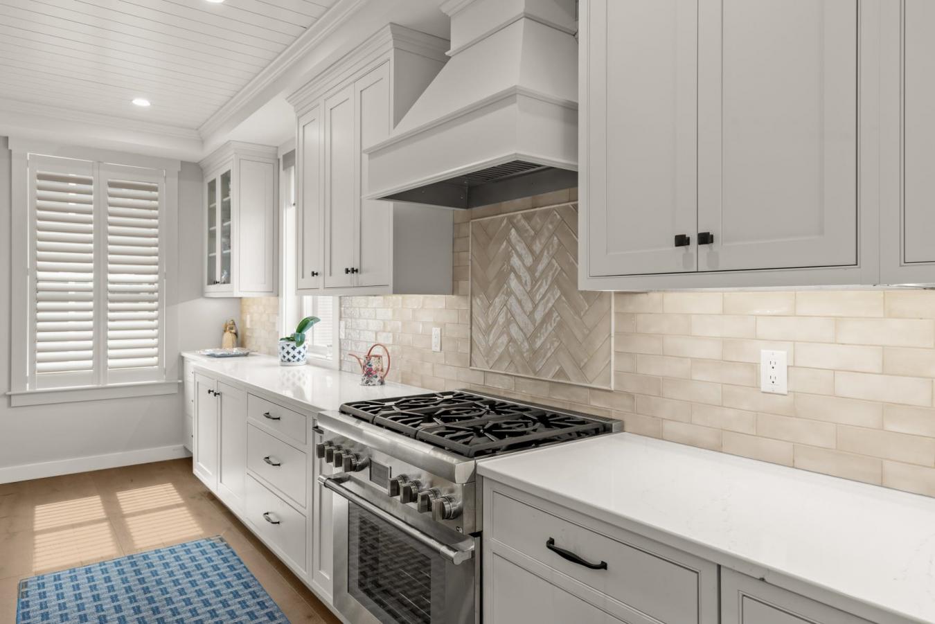 Dover, New Hampshire, 03820, United States, ,Residential,For Sale,1945416