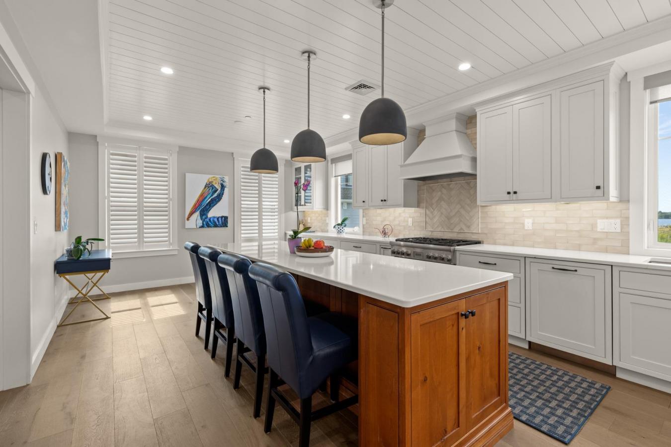 Dover, New Hampshire, 03820, United States, ,Residential,For Sale,1945416