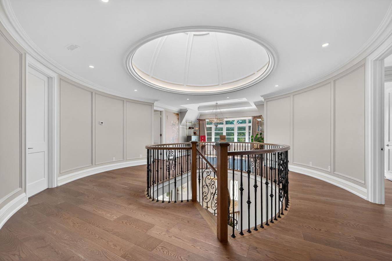 Toronto, ON, M3C 2L2, Canada, 4 Bedrooms Bedrooms, ,6 BathroomsBathrooms,Residential,For Sale,1945277