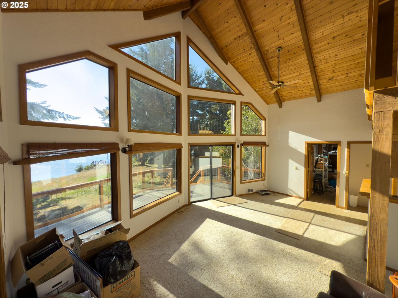 Bandon, Coos, 97411, United States, 4 Bedrooms Bedrooms, ,3 BathroomsBathrooms,Residential,For Sale,1945415