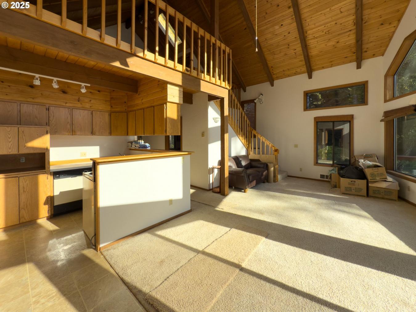 Bandon, Coos, 97411, United States, 4 Bedrooms Bedrooms, ,3 BathroomsBathrooms,Residential,For Sale,1945415