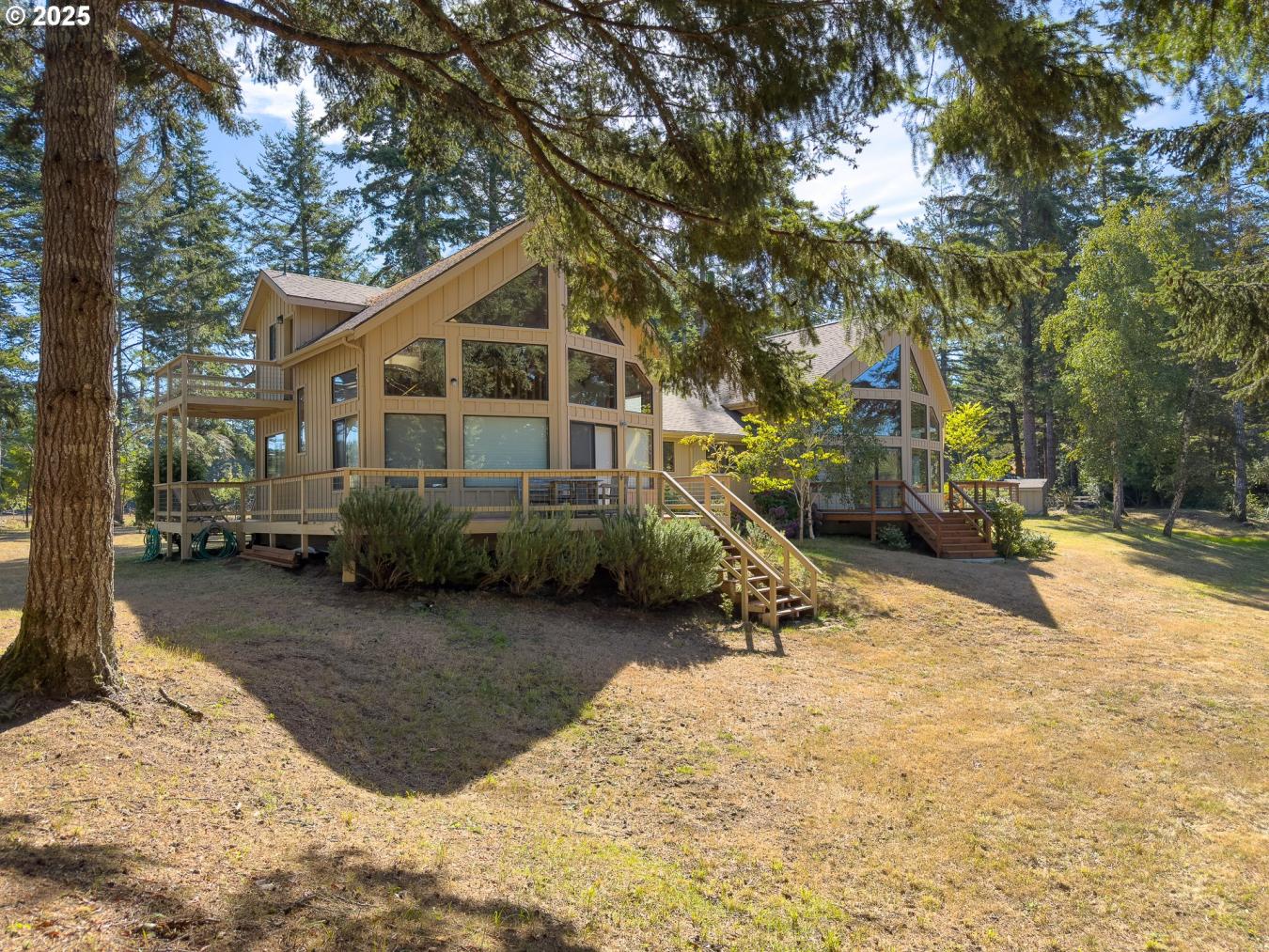 Bandon, Coos, 97411, United States, 4 Bedrooms Bedrooms, ,3 BathroomsBathrooms,Residential,For Sale,1945415