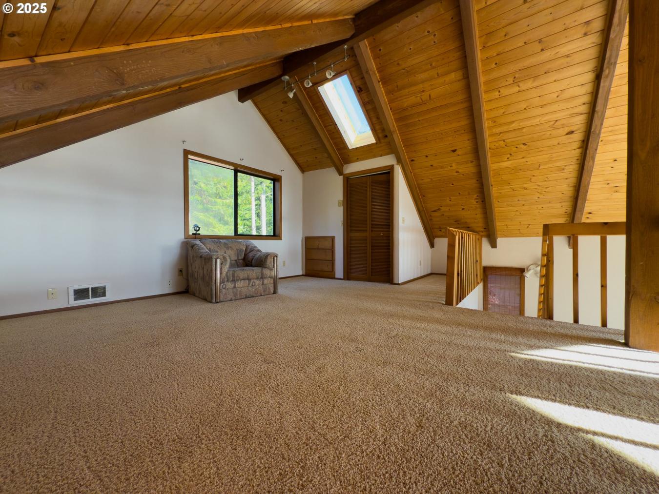 Bandon, Coos, 97411, United States, 4 Bedrooms Bedrooms, ,3 BathroomsBathrooms,Residential,For Sale,1945415