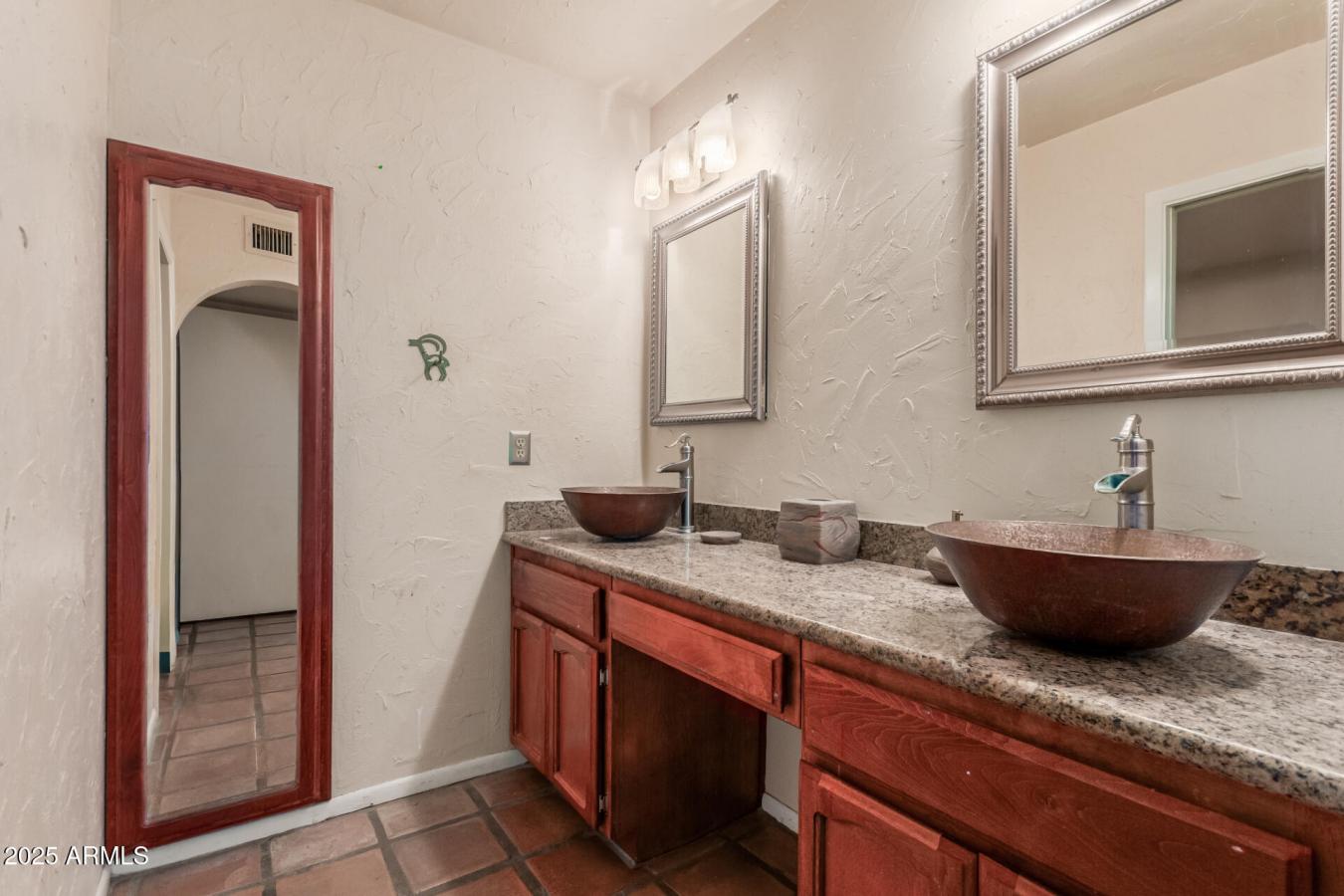 Phoenix, Maricopa, 85022, United States, 4 Bedrooms Bedrooms, ,2 BathroomsBathrooms,Residential,For Sale,1945414