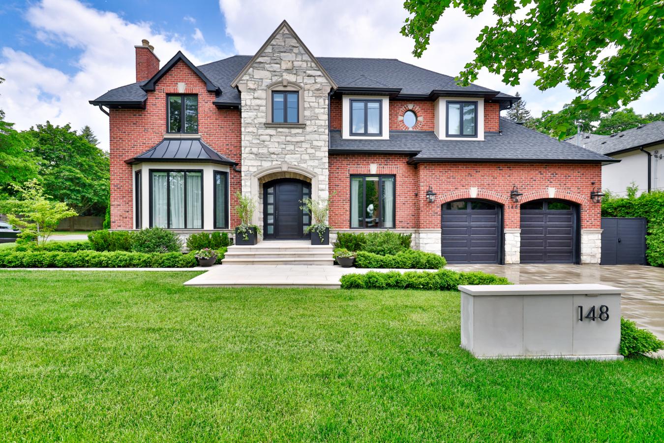 Toronto, ON, M2L 1H3, Canada, 5 Bedrooms Bedrooms, ,7 BathroomsBathrooms,Residential,For Sale,1945276