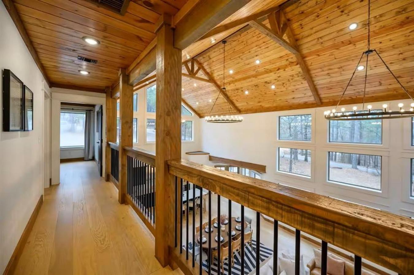 Broken Bow, McCurtain, 74728, United States, 4 Bedrooms Bedrooms, ,3 BathroomsBathrooms,Residential,For Sale,1945413