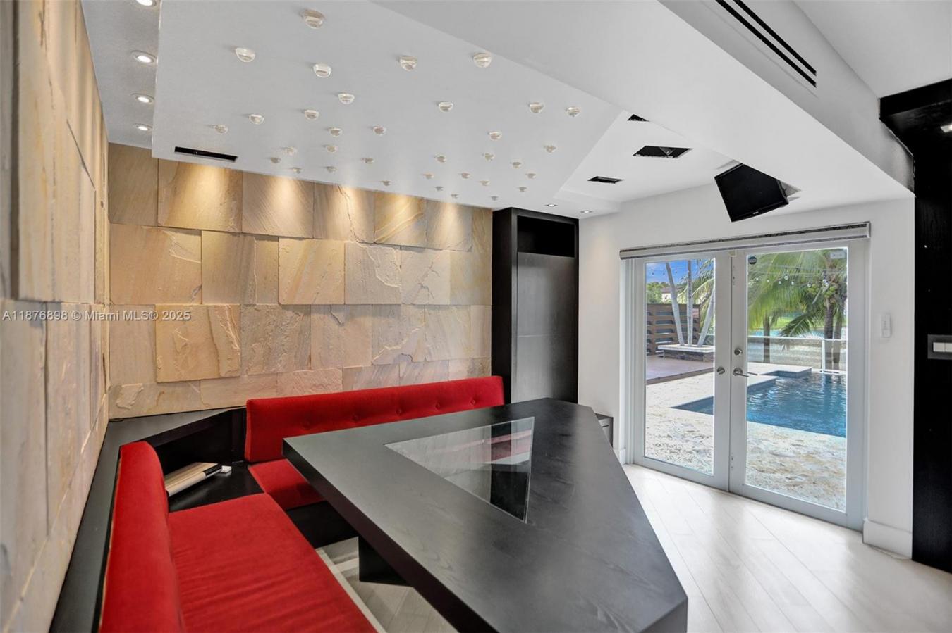 Cutler Bay, Miami-Dade County, 33189, United States, 5 Bedrooms Bedrooms, ,3 BathroomsBathrooms,Residential,For Sale,1945411