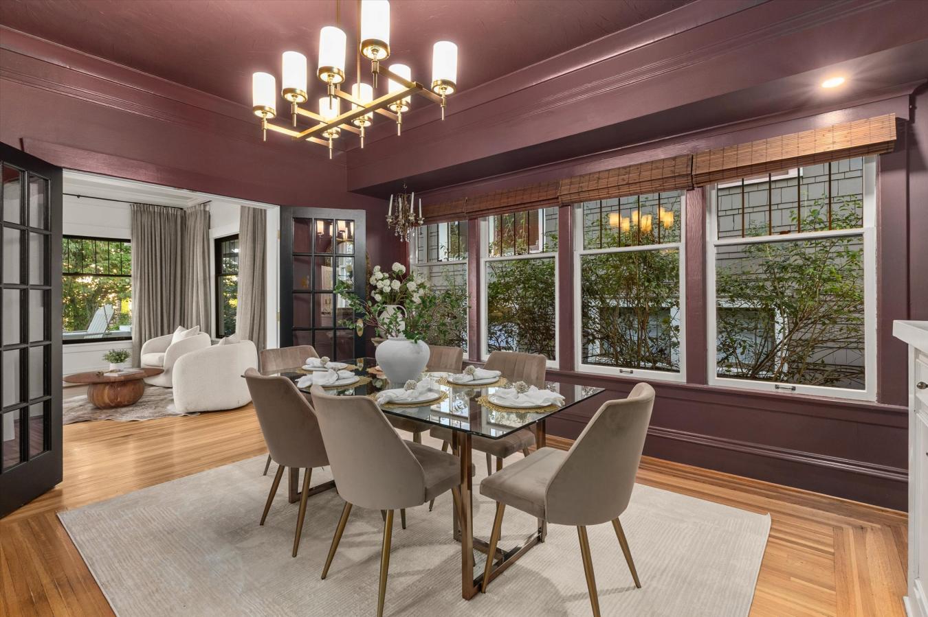 Seattle, King, 98109, United States, 4 Bedrooms Bedrooms, ,2 BathroomsBathrooms,Residential,For Sale,1945410