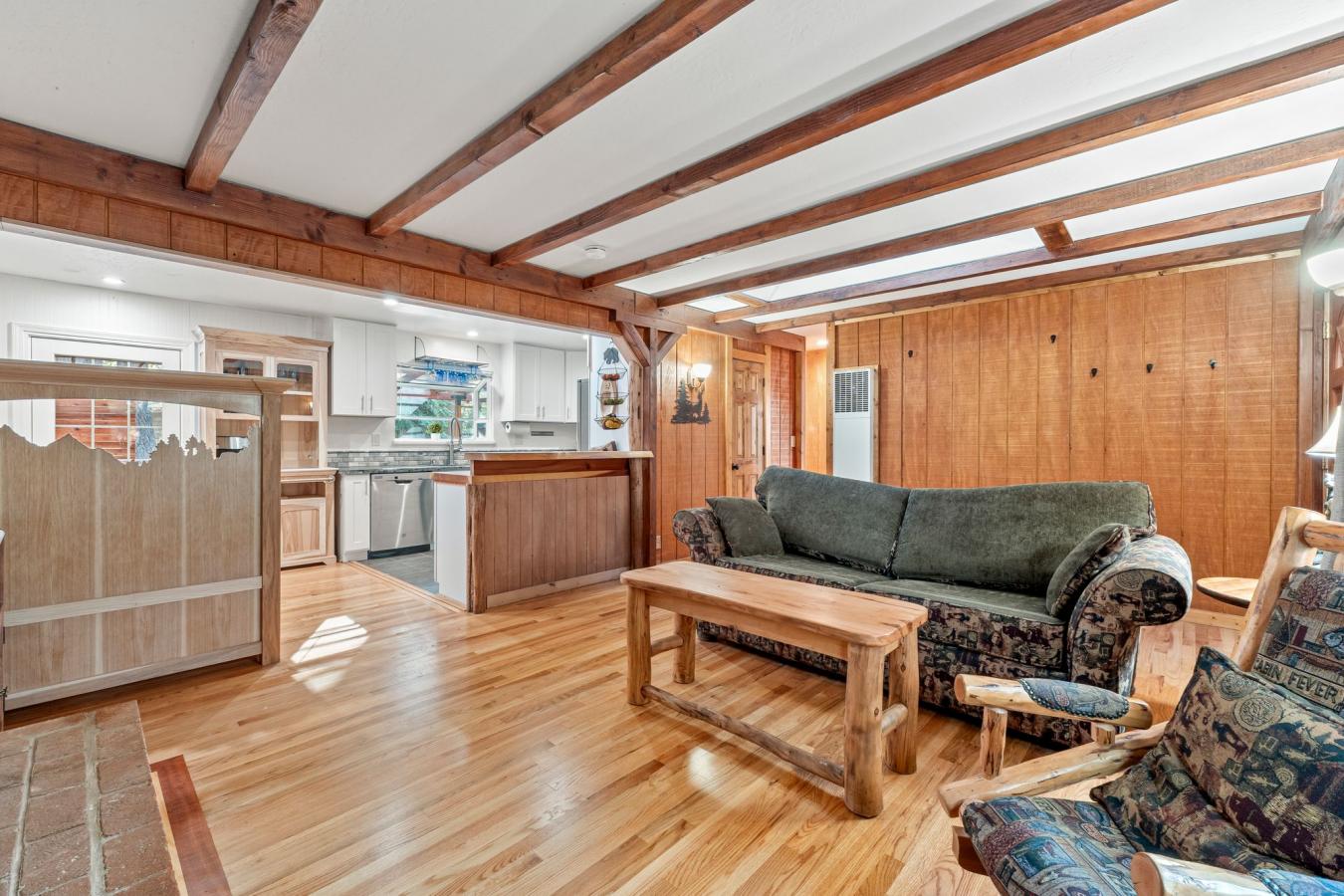 South Lake Tahoe, El Dorado, 96150, United States, 3 Bedrooms Bedrooms, ,-2 BathroomBathrooms,Residential,For Sale,1945407