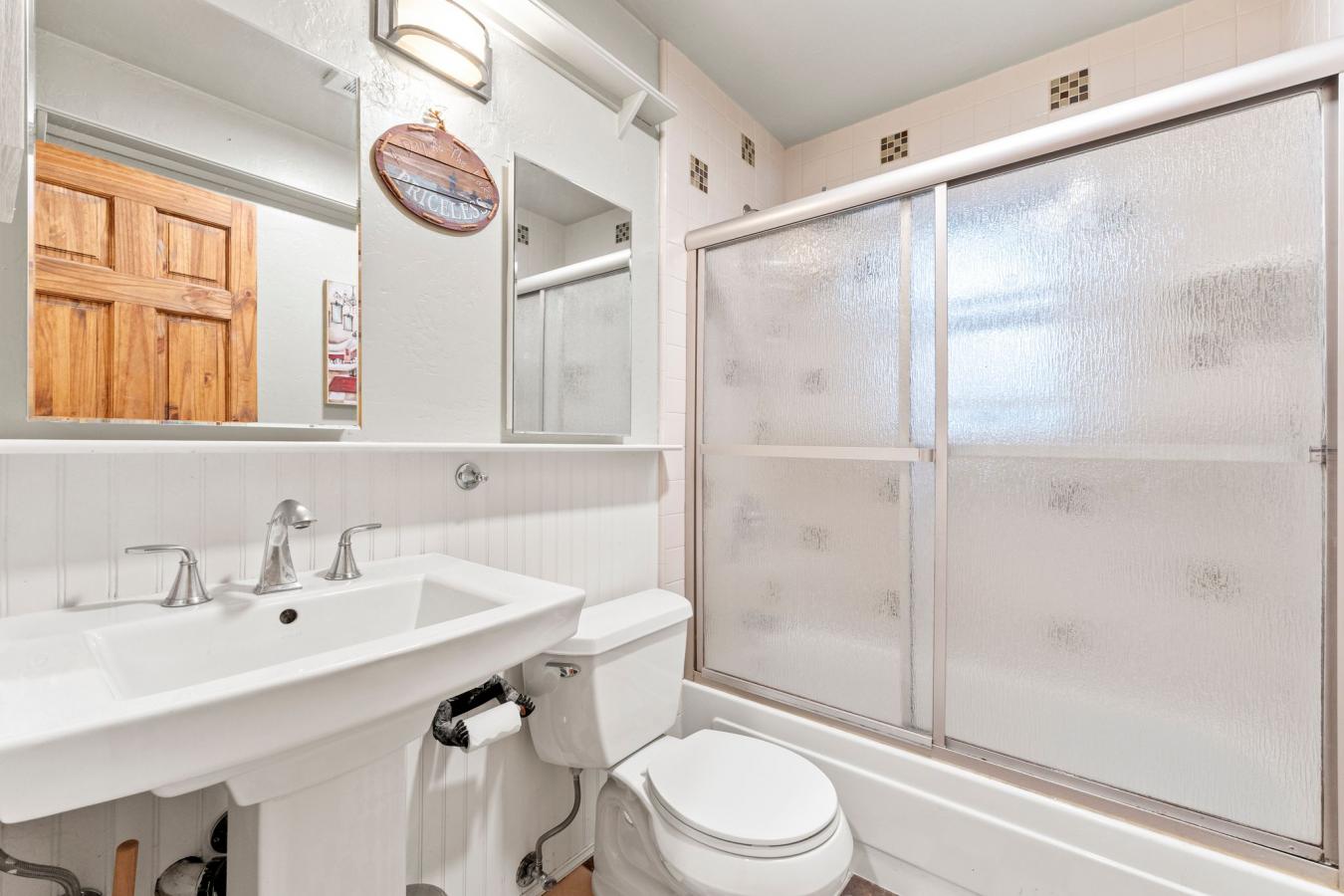 South Lake Tahoe, El Dorado, 96150, United States, 3 Bedrooms Bedrooms, ,-2 BathroomBathrooms,Residential,For Sale,1945407