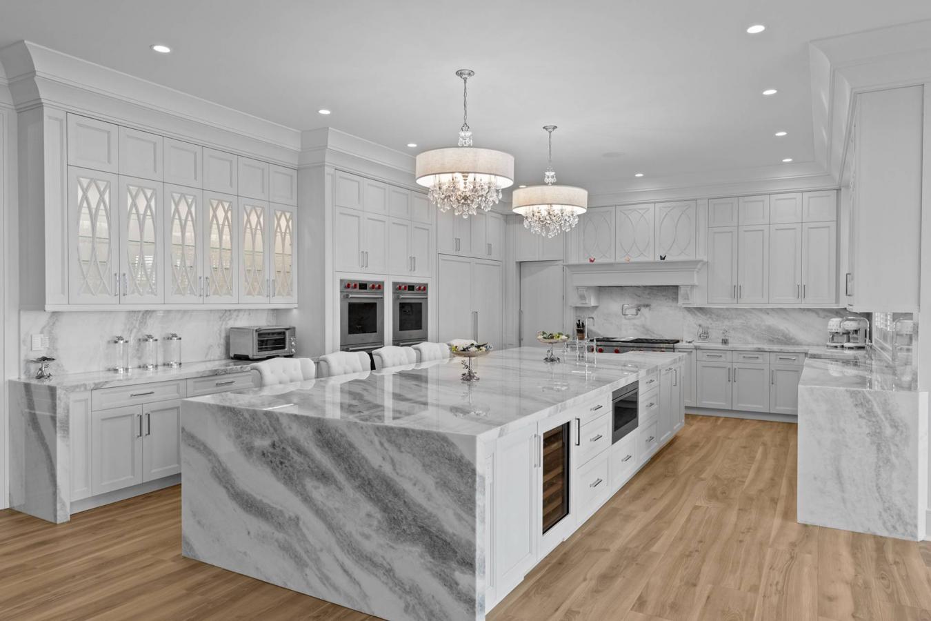 East Setauket, New York, 11733, United States, 6 Bedrooms Bedrooms, ,8 BathroomsBathrooms,Residential,For Sale,1945408