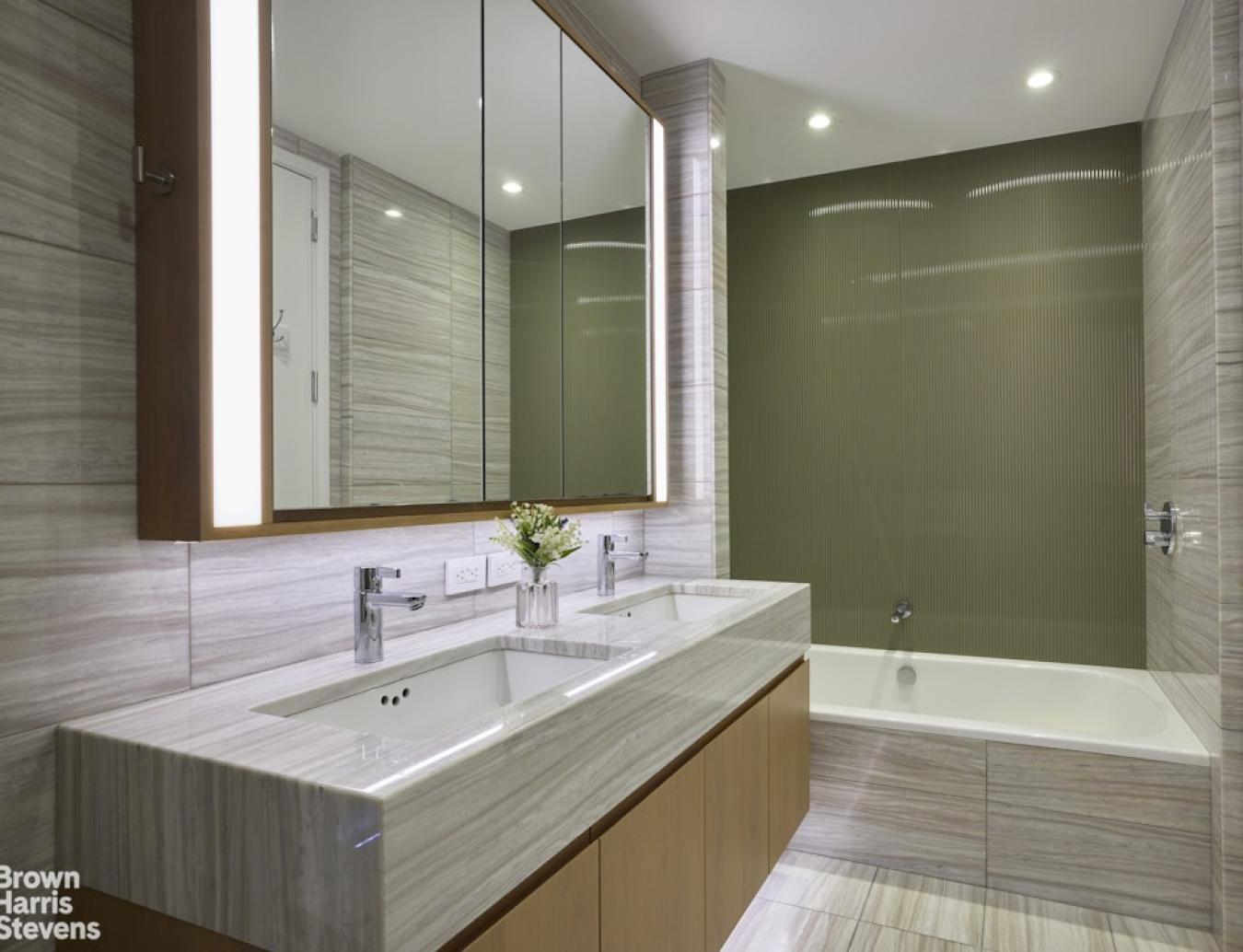 Financial District, New York, 10006, United States, 5 Bedrooms Bedrooms, ,6 BathroomsBathrooms,Residential,For Sale,1945404
