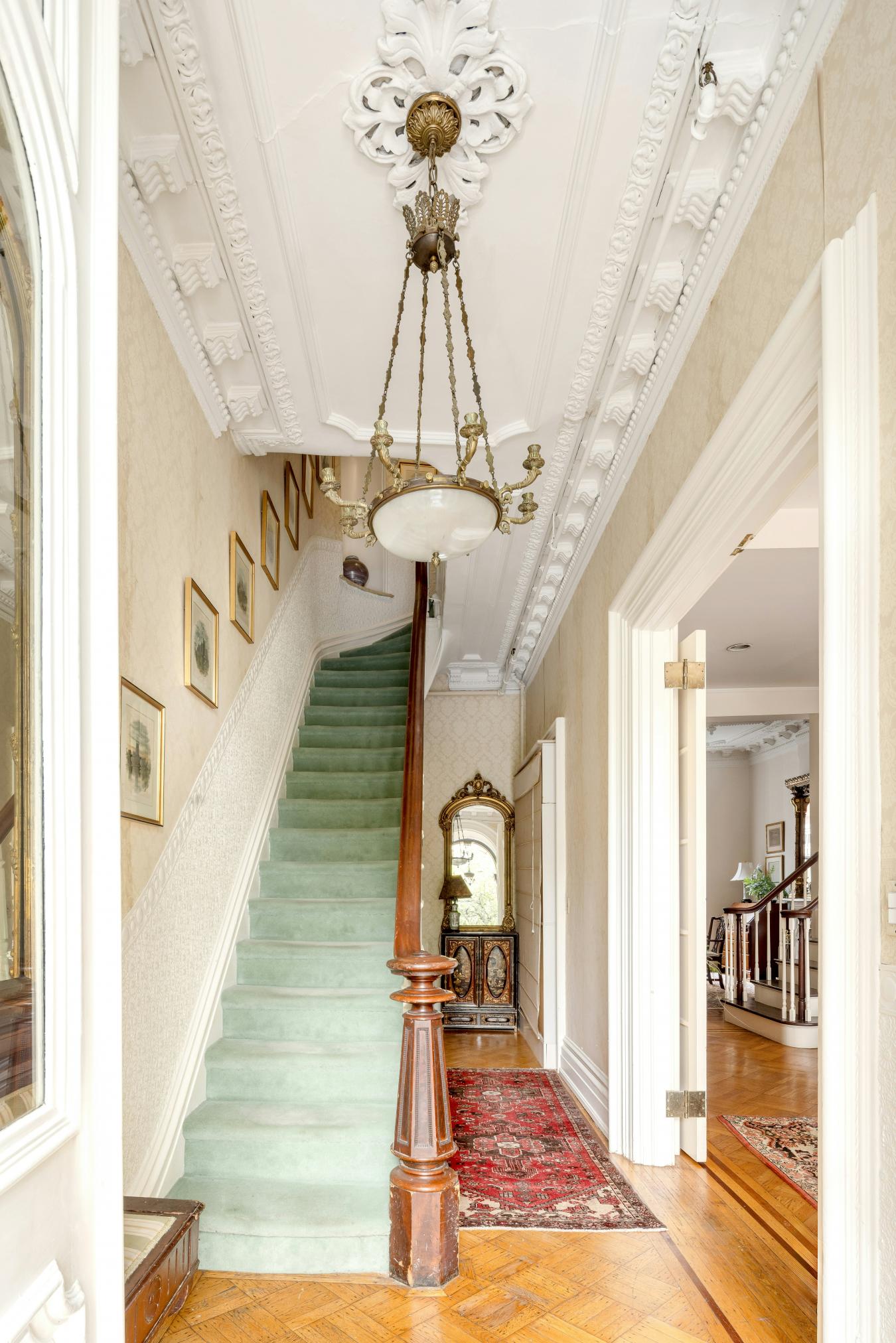 Brooklyn Heights, New York, 11201, United States, 7 Bedrooms Bedrooms, ,4 BathroomsBathrooms,Residential,For Sale,1945401
