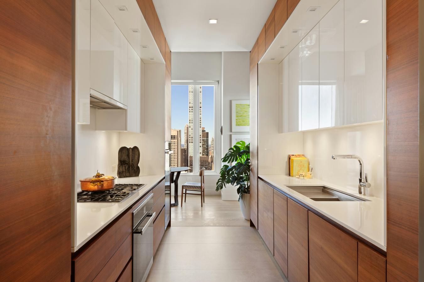 New York, New York, 10022, United States, 3 Bedrooms Bedrooms, ,2 BathroomsBathrooms,Residential,For Sale,1952698