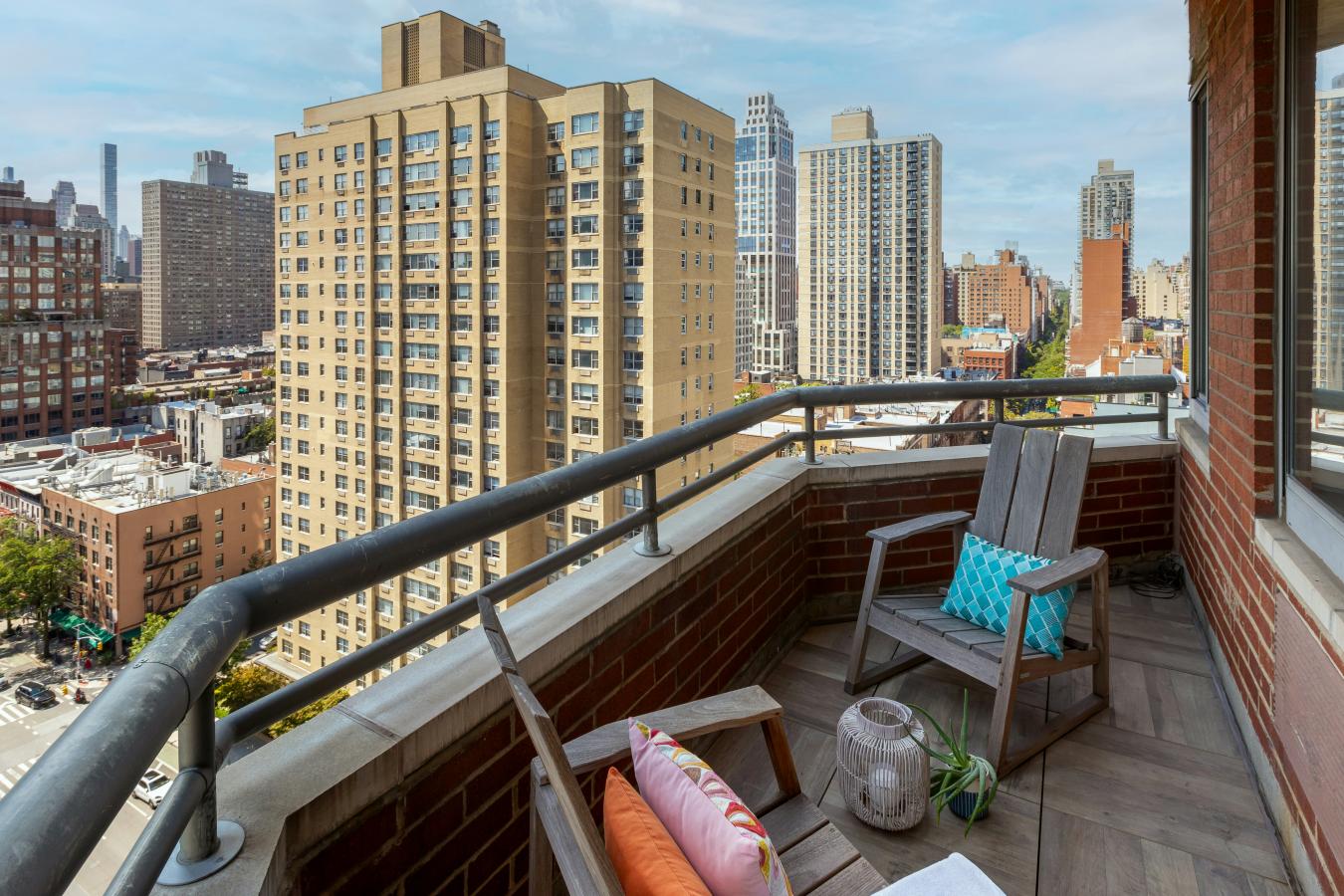 New York, New York, 10028, United States, 4 Bedrooms Bedrooms, ,5 BathroomsBathrooms,Residential,For Sale,1945396