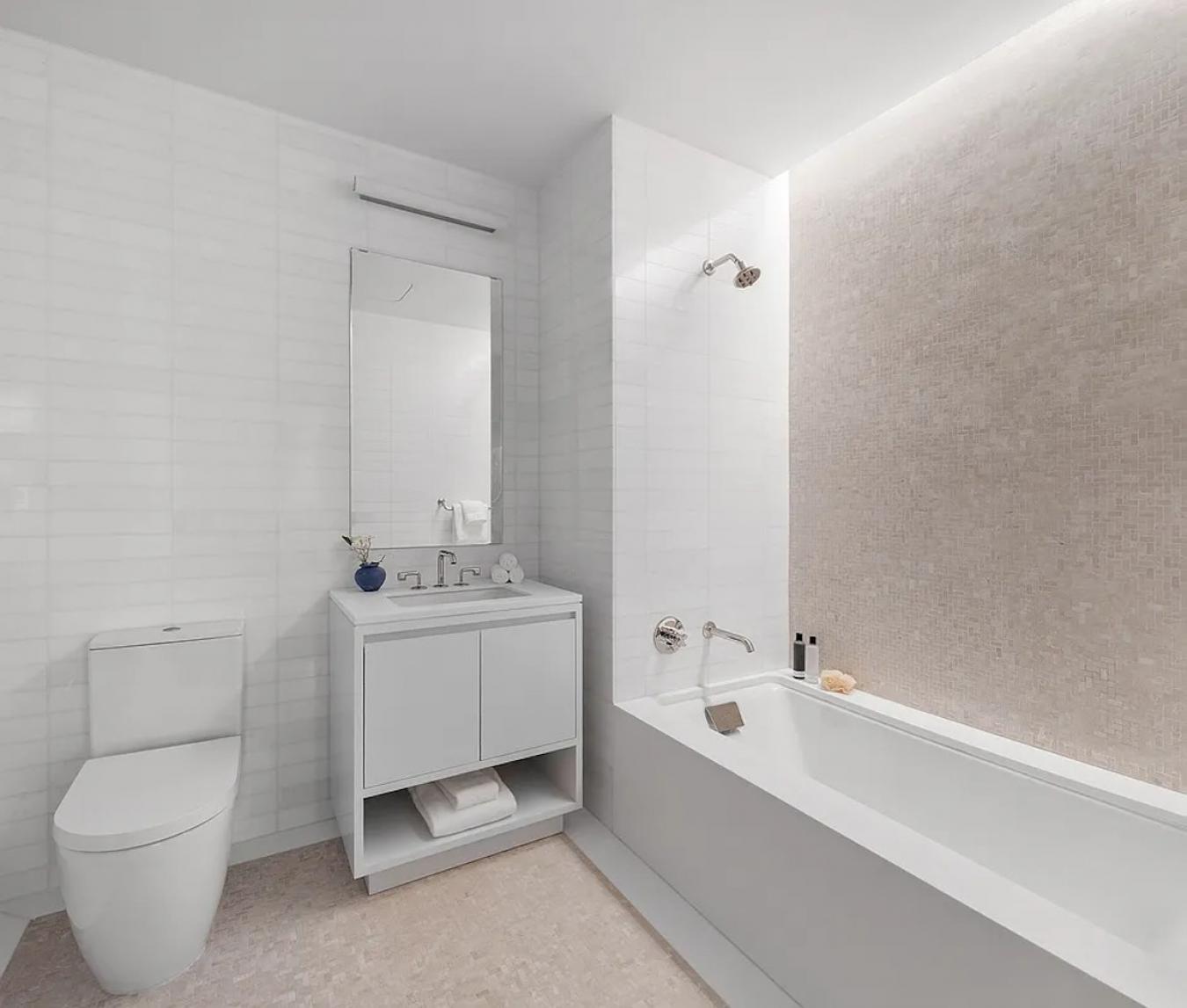 New York, New York, 10028, United States, 2 Bedrooms Bedrooms, ,2 BathroomsBathrooms,Residential,For Sale,1945394