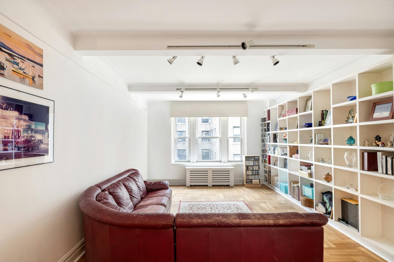 New York, New York, 10024, United States, 3 Bedrooms Bedrooms, ,2 BathroomsBathrooms,Residential,For Sale,1945703 New York, New York, 10024, United States, 3 Bedrooms Bedrooms, ,2 BathroomsBathrooms,Residential,For Sale,1945703