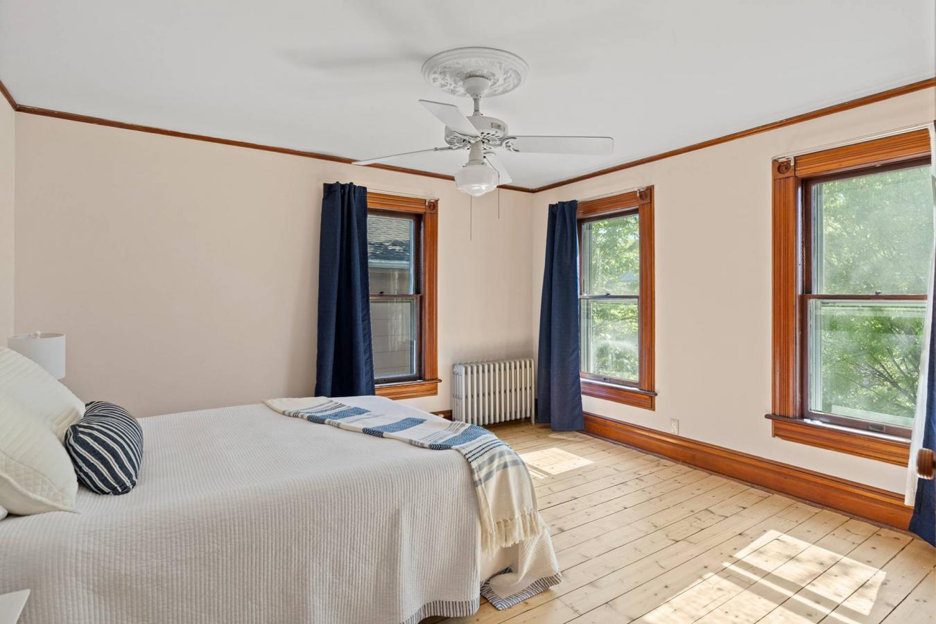 Village of Greenport, New York, 11944, United States, 3 Bedrooms Bedrooms, ,3 BathroomsBathrooms,Residential,For Sale,1945697