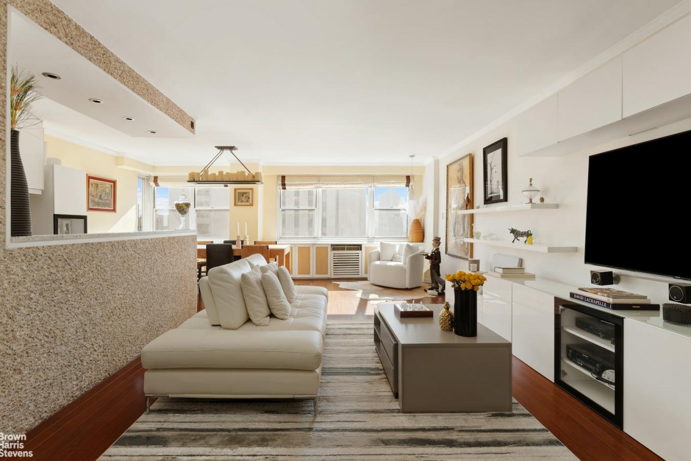 New York, New York, 10065, United States, 2 Bedrooms Bedrooms, ,2 BathroomsBathrooms,Residential,For Sale,1945696
