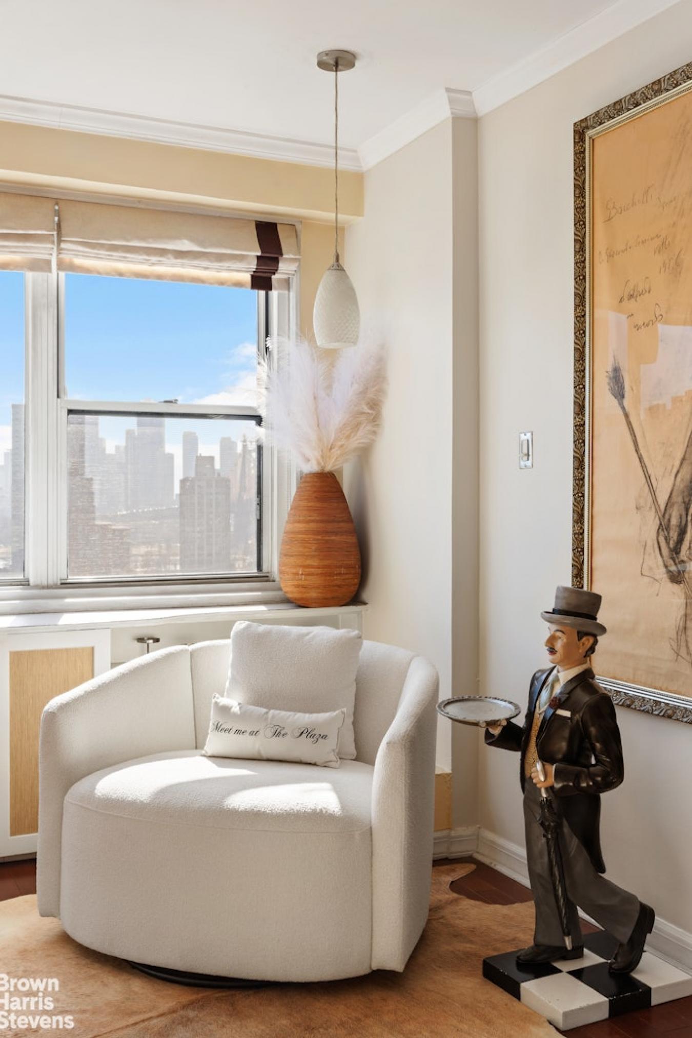 New York, New York, 10065, United States, 2 Bedrooms Bedrooms, ,2 BathroomsBathrooms,Residential,For Sale,1945696