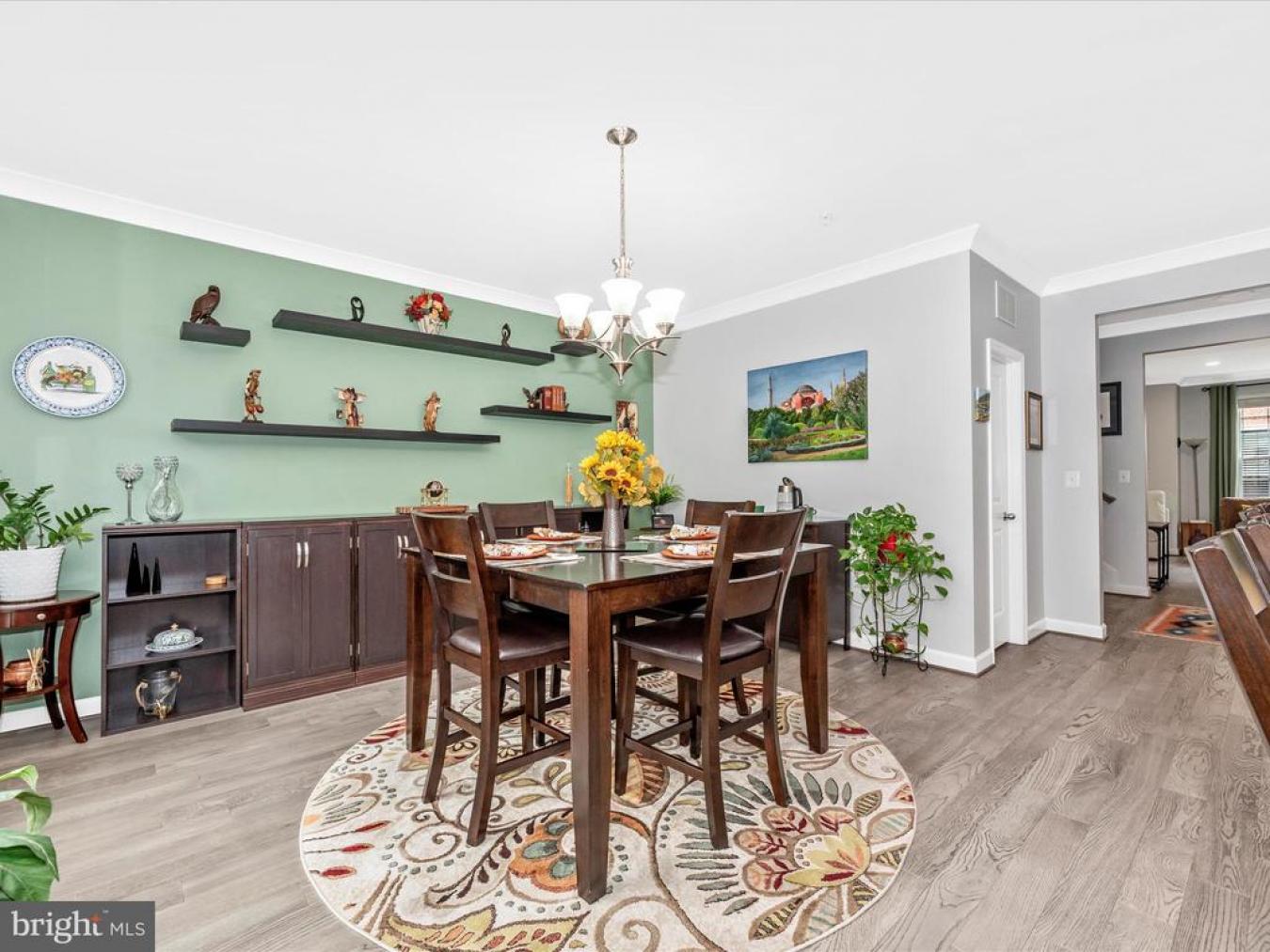 OXON HILL, PRINCE GEORGES, 20745, United States, 4 Bedrooms Bedrooms, ,4 BathroomsBathrooms,Residential,For Sale,1945382