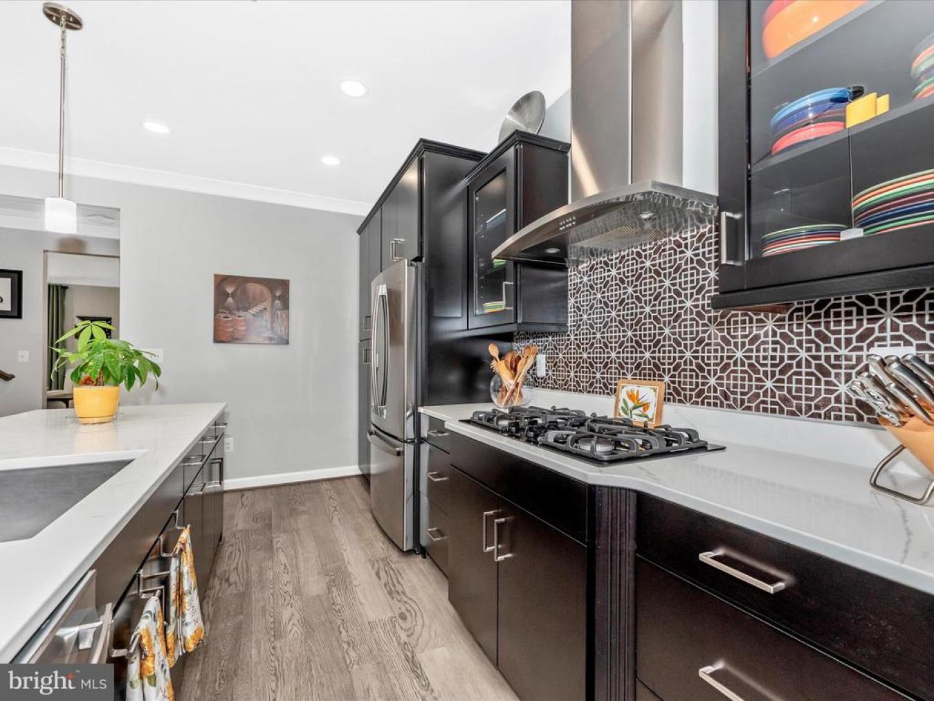 OXON HILL, PRINCE GEORGES, 20745, United States, 4 Bedrooms Bedrooms, ,4 BathroomsBathrooms,Residential,For Sale,1945382